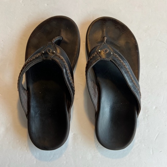 OLUKAI Sz 9 Mea Ola Beach Sandals Premium Leather Flip-Flop Slides - Picture 2 of 9